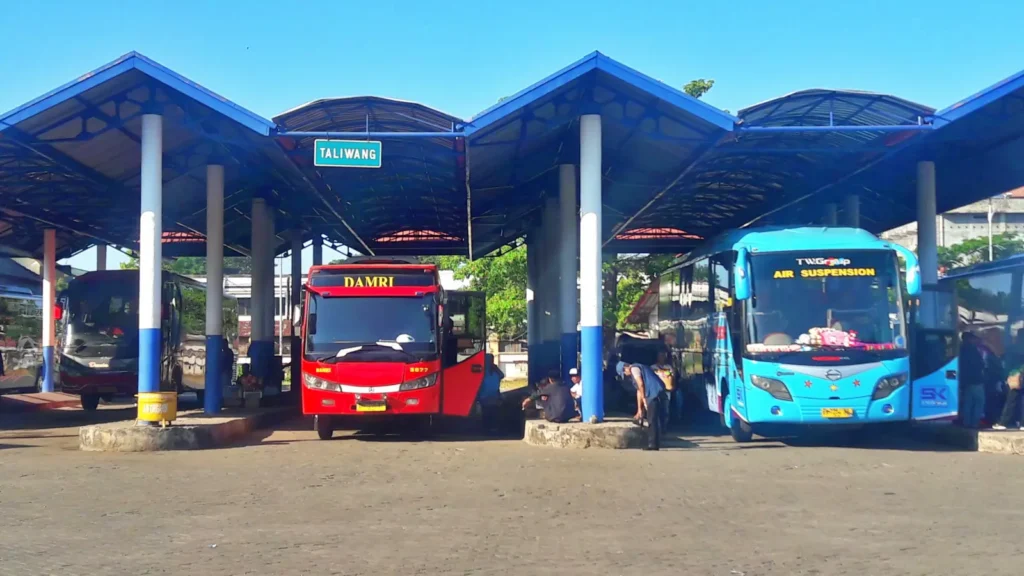 transport Senggigi to Kuta Lombok