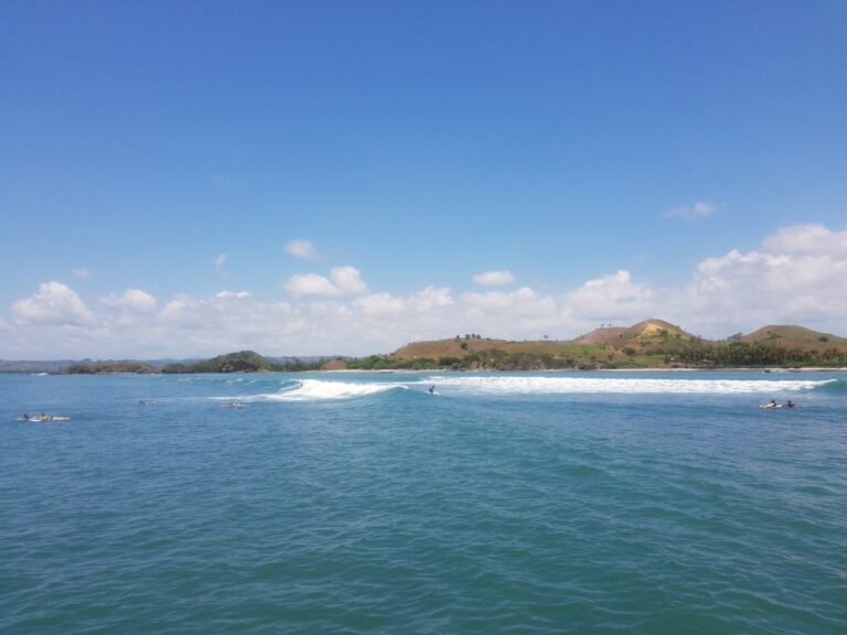 Gerupuk Bay Lombok Surf