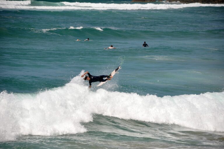 Big Wave Riding advanced surf lessons