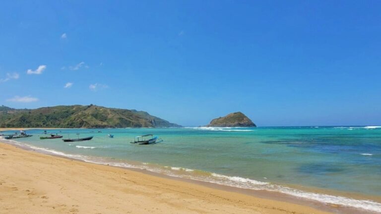 Areguling Beach Lombok